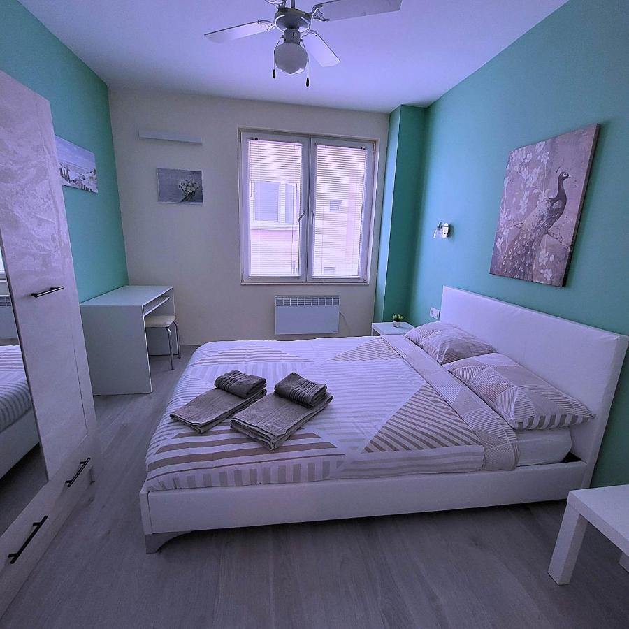 Nicky Holiday Flat Бургас Экстерьер фото